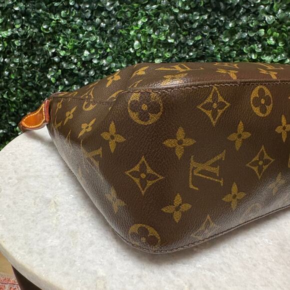 SOLD***Louis Vuitton Monogram LV Looper Shoulder Bag Vintage - Picture 8 of 15